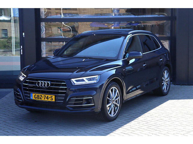 Audi Q5 55 TFSI e quattro Competition S-line | Luchtvering |RS Seats| Pano | Keyless | Bomvol B&O |
