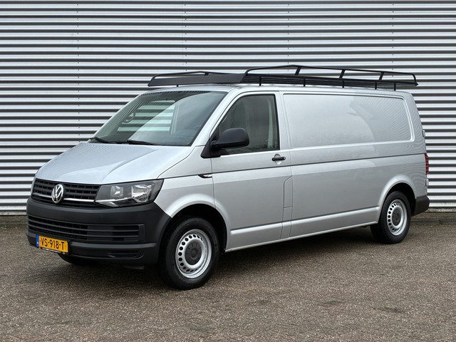 Volkswagen Transporter 2.0 TDI L2H2 Trekhaak Airco Navigatie Onderhoudshistorie bekend Imperiaal