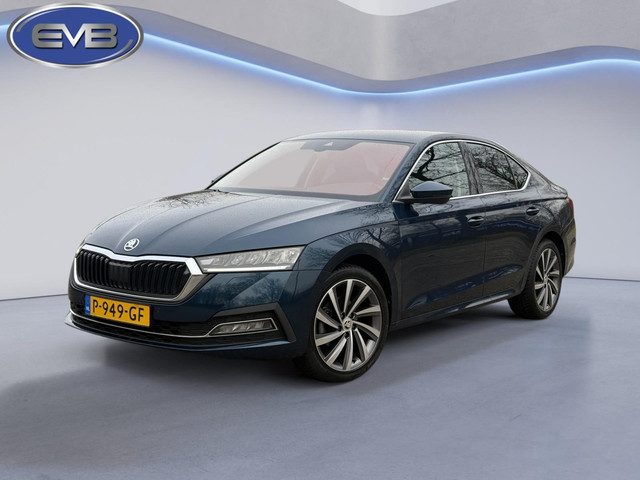 Škoda Octavia 1.0 e-TSI AUTOMAAT Business Edition Plus, Achteruitrijcamera, stoel-stuurverwarming, a