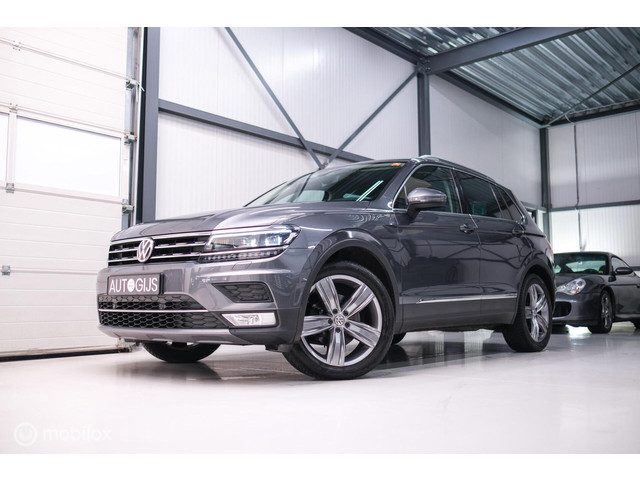Volkswagen Tiguan 1.4 TSI ACT Highline DSG | LED | Adaptive | Trekhaak | Virtual Cockpit | Stoelverw