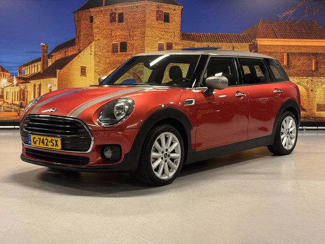 MINI Clubman Mini 1.5 Cooper Automaat Panoramadak PDC