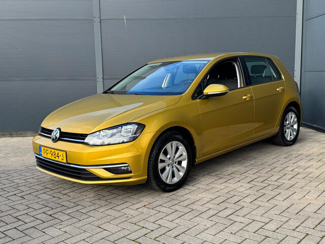 Volkswagen Golf 1.0 TSI Automaat / Pdc / Nap