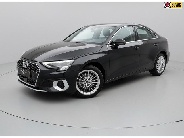 Audi A3 Limousine 30 TFSI Advanced edition * Navigatie * Parkeersensoren * Sportstoelen * Cruise Con