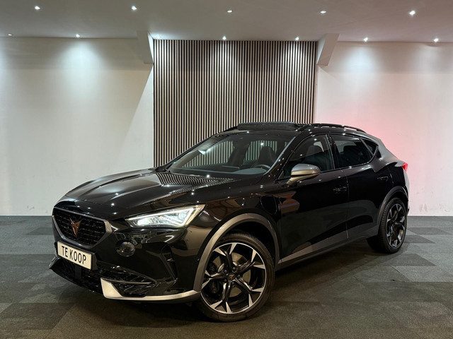 Cupra Formentor 1.4 e-Hybrid VZ Performance Pano l 245PK l Led l Ambient l Camera l Carplay