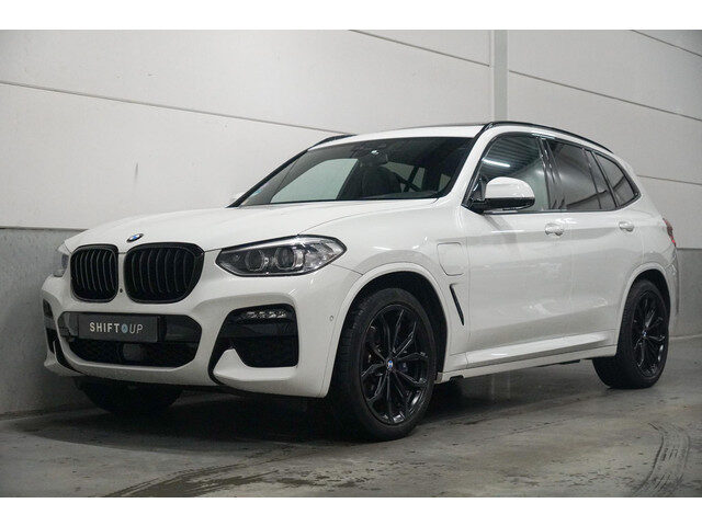BMW X3 xDrive30e