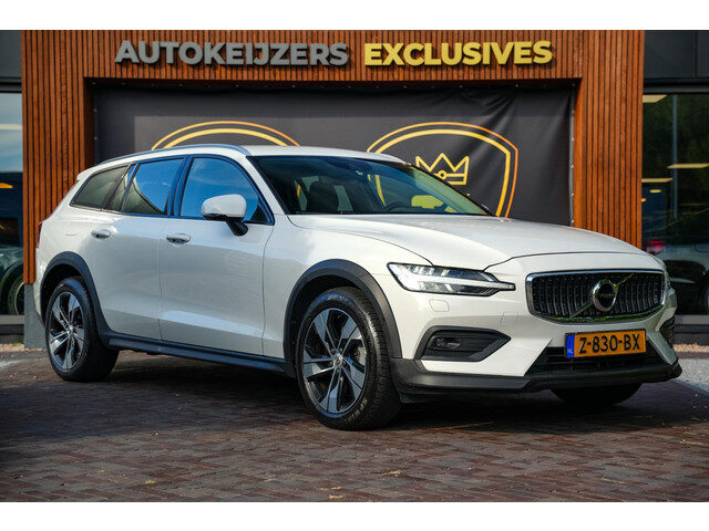Volvo V60 Cross Country 2.0 B5 AWD Pro