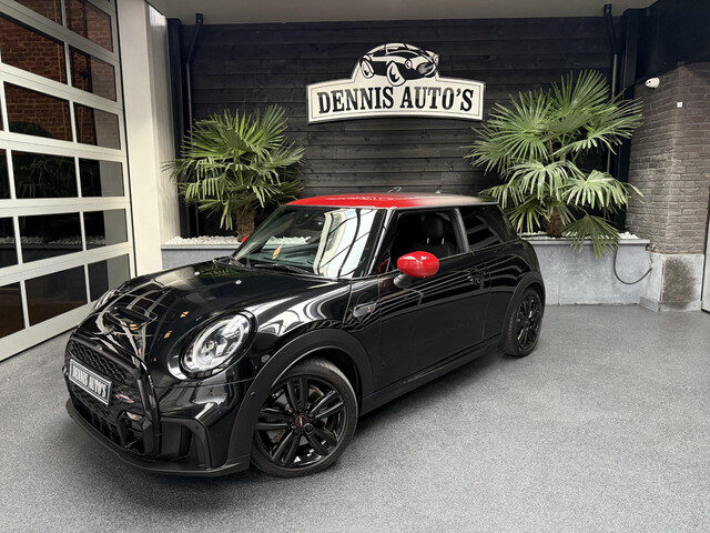 MINI Cooper S Mini 2.0 John Works Trim Resolute Go Edition