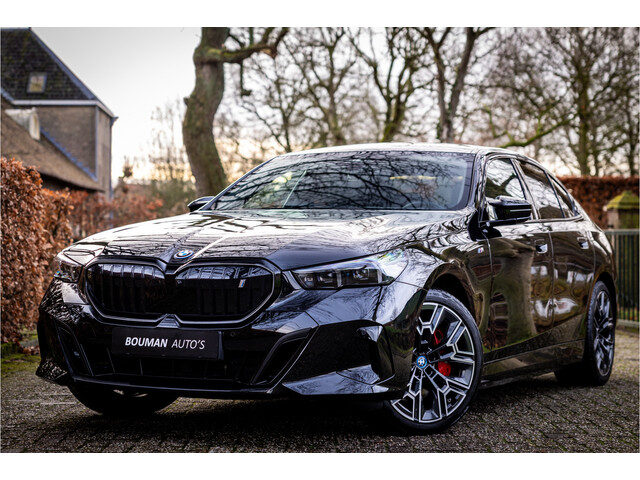 BMW i5 xDrive40 84 kWh 4WD M Sport Pro