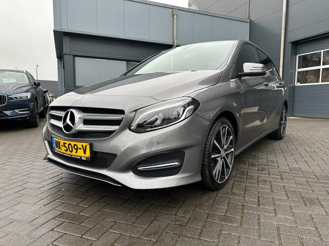 Mercedes-Benz B-Klasse B 180 Ambition Navigatie 65000 KM !! org.ned. !