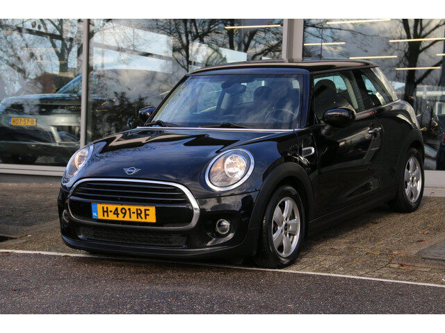 MINI Cooper Mini 1.5 DEALER OND. NL-AUTO NAP!