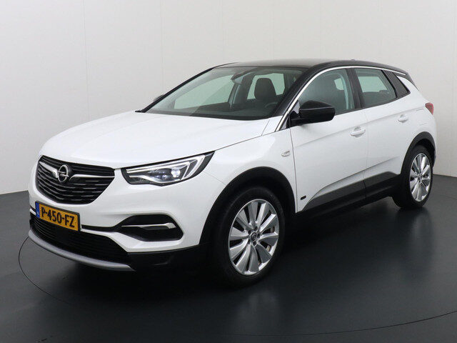 Opel Grandland X 1.6 Turbo Hybrid4 Ultimate