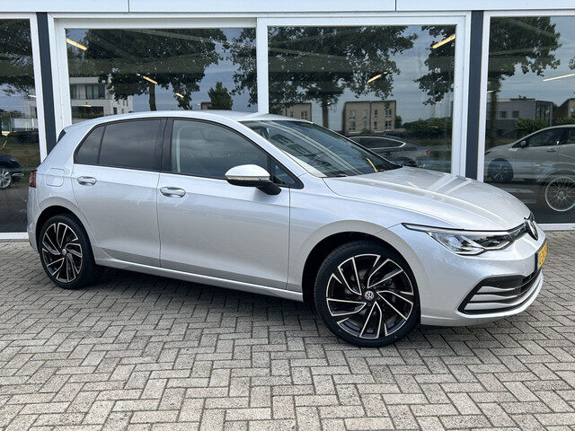 Volkswagen Golf 1.0 TSI Life