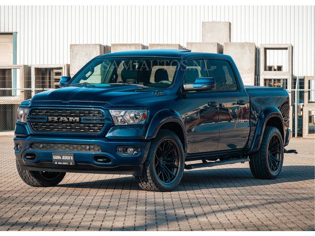Dodge Ram Pick-Up SPORT | 5.7 V8 4x4 HEMI | PANORAMA DAK | GROOTSCHEM 12 INCH | LPG | Patriot Blue |