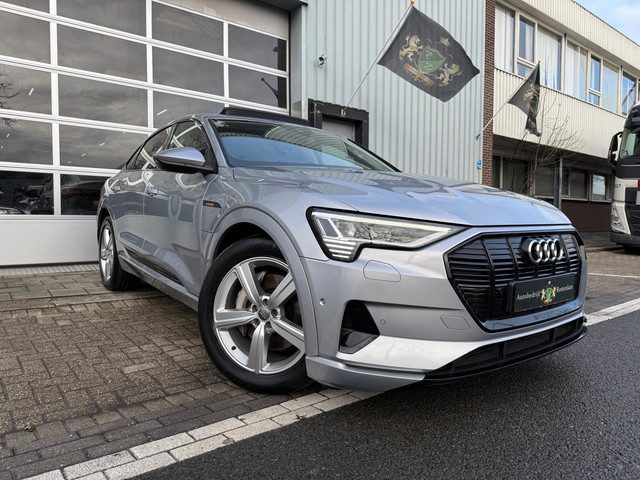 Audi e-tron Sportback 55 Quattro S edition 95 kWh LEER/PANO