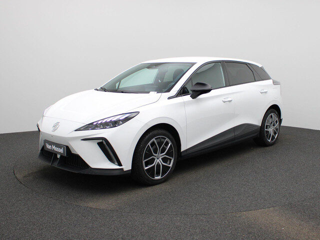 MG MG4 64 kWh Luxury