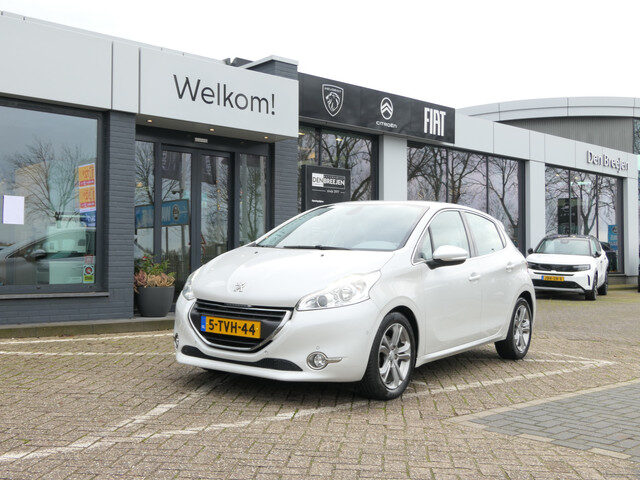 Peugeot 208 1.6 VTi Allure Automaat | Leder | Bluetooth | Navigatie | Parelmoer