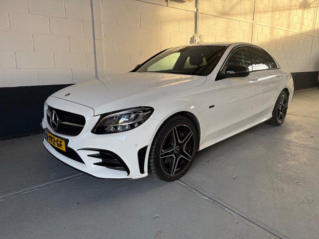 Mercedes-Benz C-Klasse 300 e Business Solution AMG Limited / AMG / HALF LEDER / STOELVERWARMING / CR