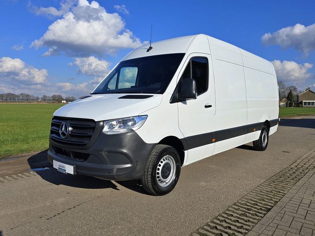 Mercedes-Benz Sprinter 317 1.9 CDI L3 H2 RWD