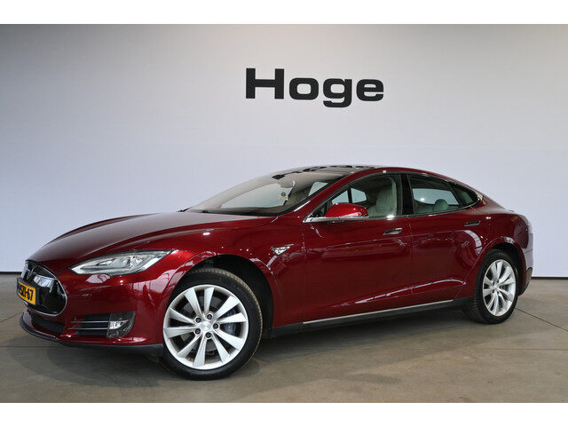 Tesla Model S 85 Performance Tech Pack ECC Navigatie Licht metaal MARGE 339KM Actieradius! Inruil mo