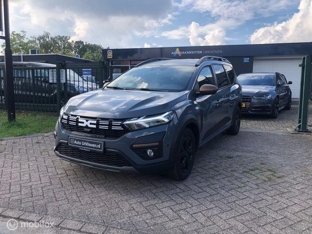 Dacia Jogger 1.0 TCe 100 ECO-G Extreme 7p. 21.DKM BI-FUEL AIRCO NAVIGATIE