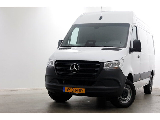 Mercedes-Benz Sprinter 311 CDI 115pk RWD L2H2 Airco/Navi/Camera 07-2024