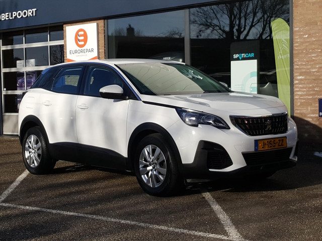 Peugeot 3008 1.2 130pk S&S Access TREKHAAK | Cruise control | AIRCO | Bluetooth | Parkeersensoren ac