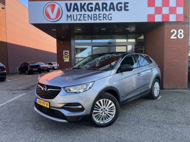 Opel Grandland X 1.6 Turbo Hybrid Innovation // FULL LED // KEYLESS // DODEHOEK // ELEK. KLEP // CAM