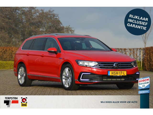Volkswagen Passat Variant GTE 1.4 TSI 218 pk PHEV Business trekhaak/panoramadak