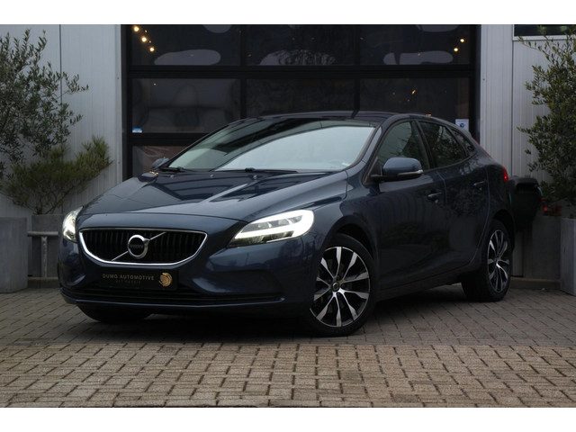 Volvo V40 1.5 T2 Signature Edition - LEDER - AUTOMAAT - PANORAMADAK - CAMERA - LED - NAVIGATIE - STO
