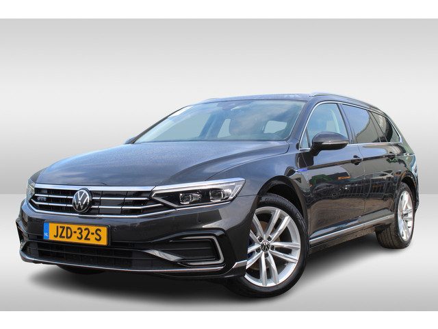 Volkswagen Passat Variant 1.4 TSI 204Pk PHEV GTE Business Highline | Trekhaak | Panoramadak | Full-L