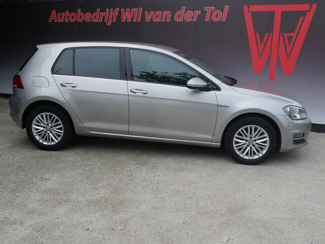Volkswagen Golf 1.2 TSI CUP EDITION | CLIMA | CRUISE | PARKASSIST | ALL-SEASON | 1e EIG | DEALER O-H