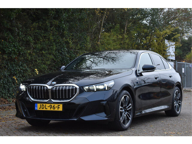 BMW 5 Serie 520i M-Sport Comfort pack 208 pk