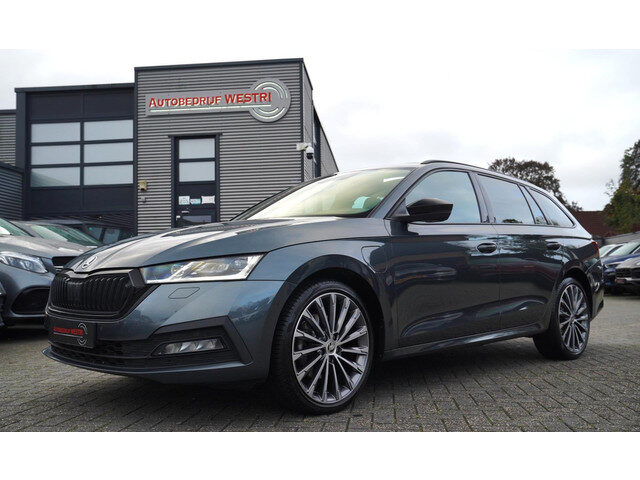 Škoda Octavia Combi 1.4 TSI iV PHEV Business Edition Plus | Kuipstoelen | Panorama | Adaptieve cruis