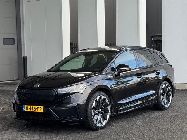 Škoda Enyaq iV 80 Sportline, panoramadak, achteruitrijcamera, stoelverwarming, vele opties, 1 e eige