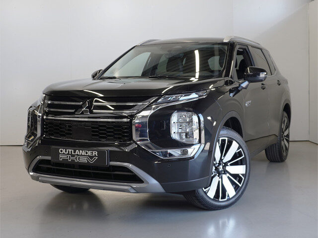 Mitsubishi Outlander 2.4 PHEV First Edition