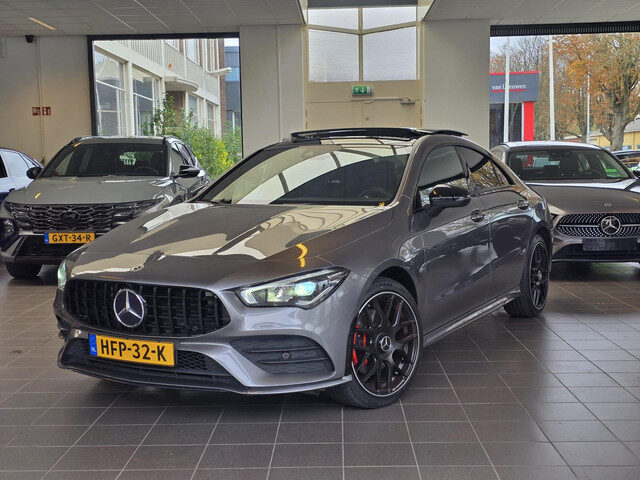 Mercedes-Benz CLA 250 e Cla 35 AMG/PANO/CAMERA/19 INCH AMG/FULL/TOP AUTO!
