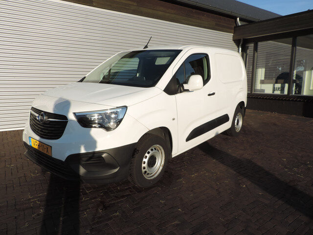 Opel Combo 1.2 Turbo L1H1 Edition