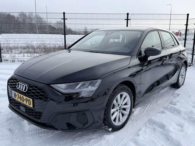 Audi A3 Sportback 30 TFSI Pro Line | 1e eigenaar | Trekhaak | Carplay | Stoelverwarming | Camera |