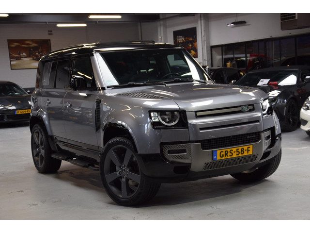 Land Rover Defender 110 3.0 D300 110 X-Dynamic 6-Cill Panoramadak|Lane-Assist|5-pers|22 inch|301pk!!