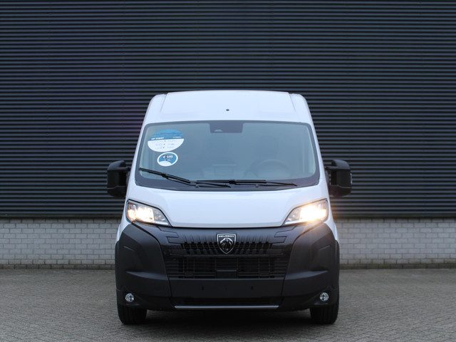 Peugeot Boxer Zwaar 2.2 HDi 140PK L2H2 3,5T I Trekhaak 3000 kg trekgewicht I Pack Techno Plus I Verz