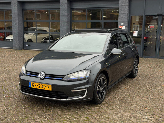 Volkswagen Golf 1.4 TSI GTE XLNAVI|PDC|LINEASS|LEER|XENON|STOELVW|TOPST!!