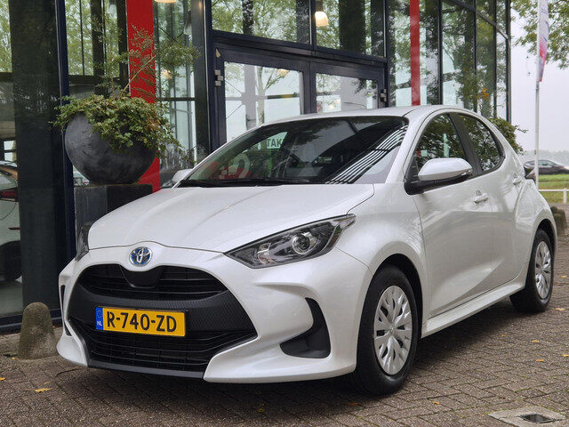 Toyota Yaris 1.5 Hybrid AUTOMAAT | Navigatie via Smartphone | Apple Carplay | Climate Control | Crui