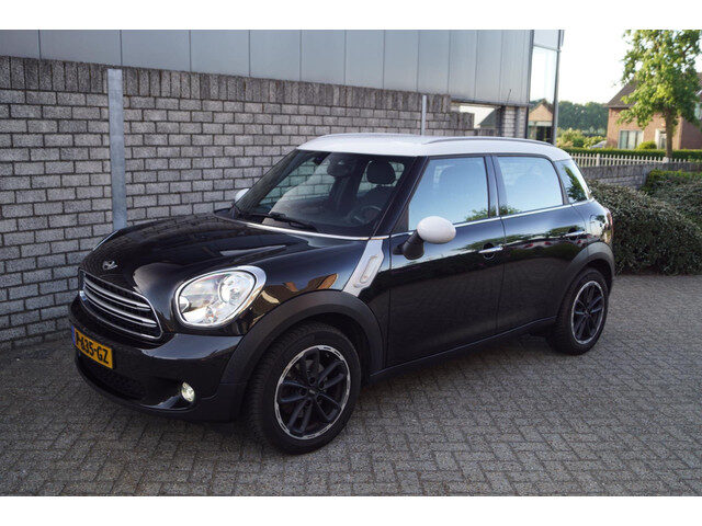 MINI Countryman Mini 1.6 Cooper Chily 123 PK Half Leder Sportstoelen Clima Cruise Xenon PDC 4x Elekt