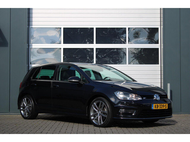 Volkswagen Golf 1.4 TSI Connected Series R-Line DSG Clima/Cruise/Navi/Bluetooth/Stoelverwarming/PDC/
