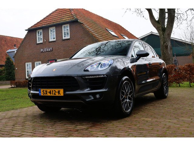 Porsche Macan 2.0 PDK. | Sportdesign Pakket | Panorama | 20 Inch | NAP | 1e Eig. | Orig. NL | Xenon