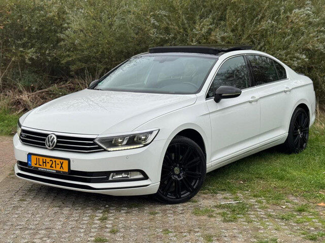 Volkswagen Passat 1.8 TSI Business Edition R