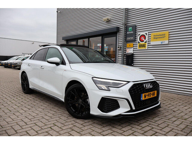 Audi A3 Limousine 30 TFSI S edition