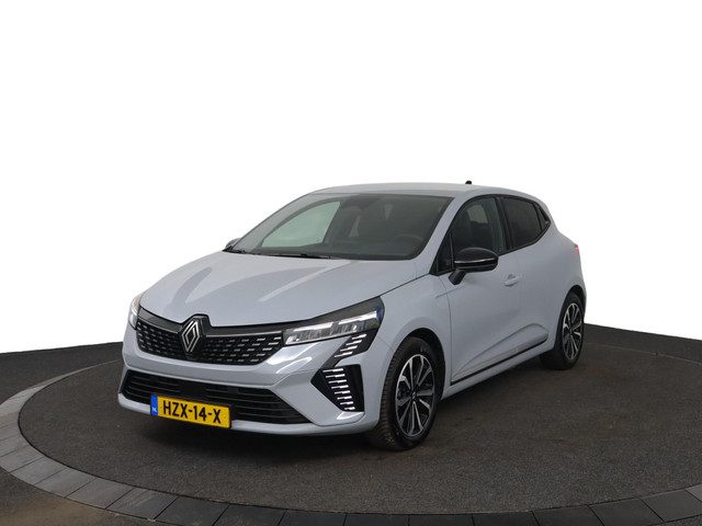 Renault Clio techno full hybrid E-Tech 145