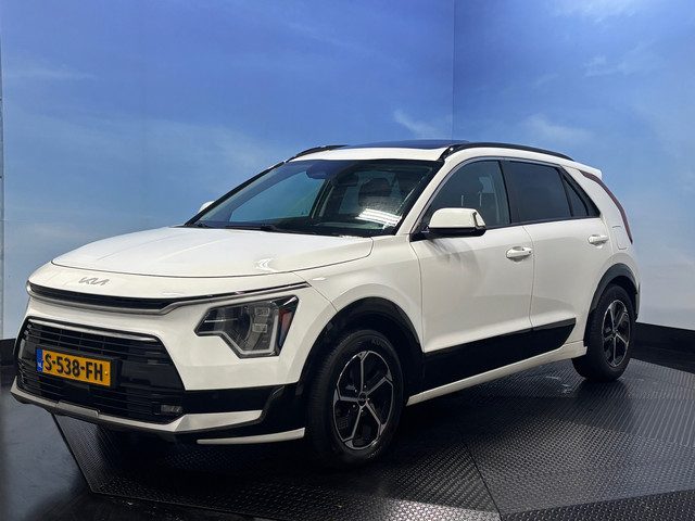 Kia Niro 1.6 GDi Hybrid DynamicPlusLine Pano, Trekhaak, Leer, Stuur/Stoelverwarming