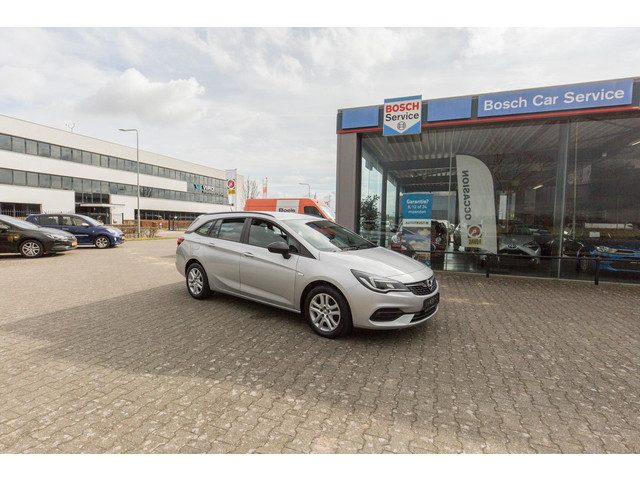Opel Astra Sports Tourer 1.2 Edition
